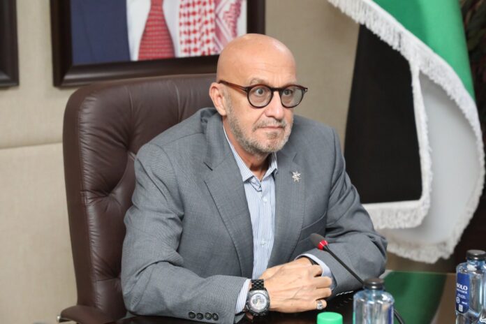 وزير المياه والري يؤكد ضرورة تفعيل خطة صيف 2026