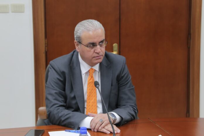 البدور : وزارة الصحة تولي ملف الأطباء المقيمين أولوية خاصة