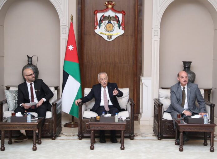 العيسوي: الملك يقود مقاربة متقدمة تحمي المصالح الوطنية وتوسّع هامش التأثير الأردني