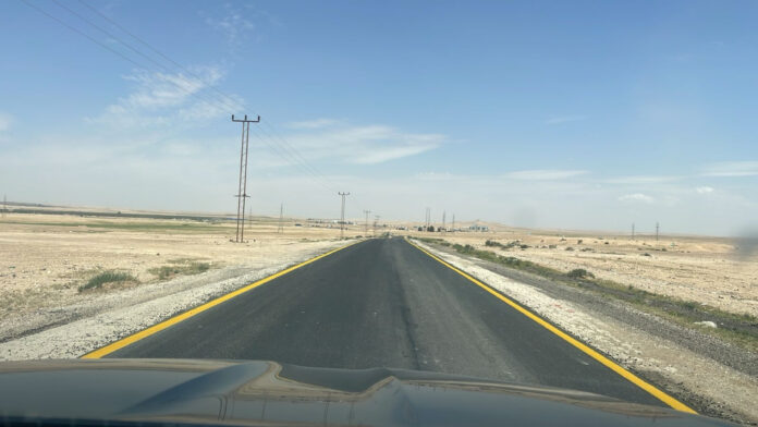 الأشغال تنهي مشروع تأهيل طريق مدخل أم الرصاص قبل موعده المحدد