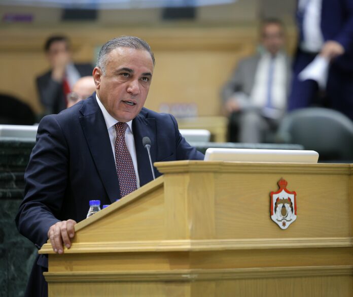 القيسي يلقي كلمة سياسية يضع النقاط على الحروف في مرحلة مهمة