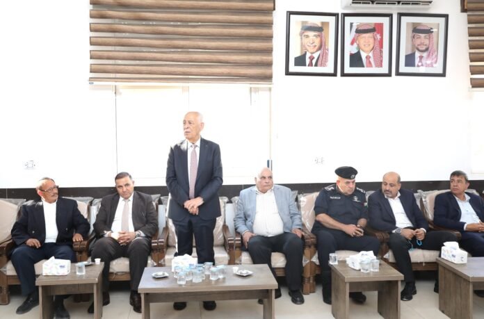 مندوبا عن الملك وولي العهد.. العيسوي يعزي العظامات والبدارين وحفار والحاج حسن