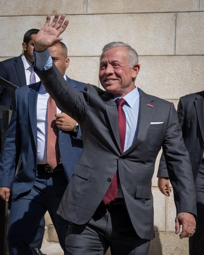 الملك يغادر أرض الوطن في زيارة إلى المملكة المتحدة