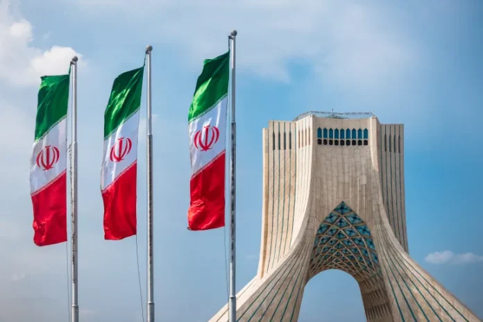 ما أبرز شروط إيران لإعادة فتح مضيق هرمز؟
