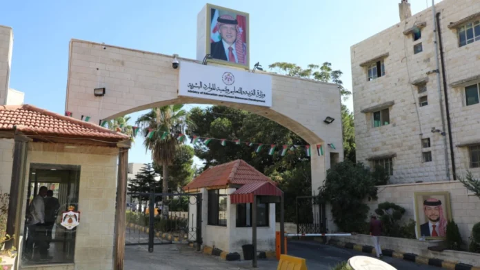 تمديد مهلة تسديد الرسوم للمرشحين ضمن القبول الموحد