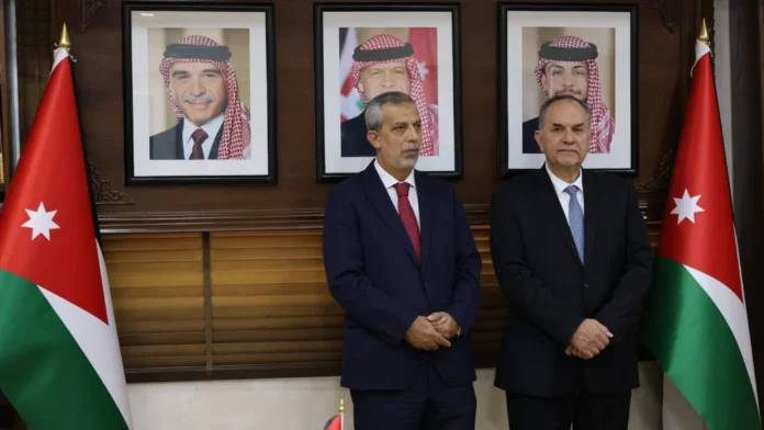 50 محاميا يؤدون اليمين القانونية أمام وزير العدل